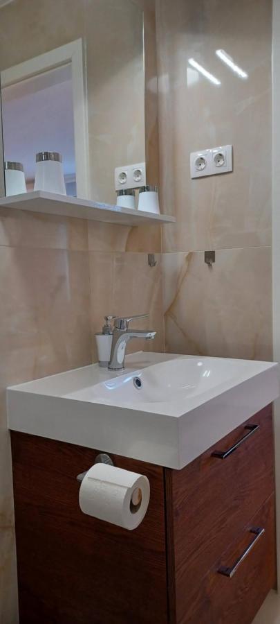 Studio Apartman Four Pearls Karlovac Esterno foto